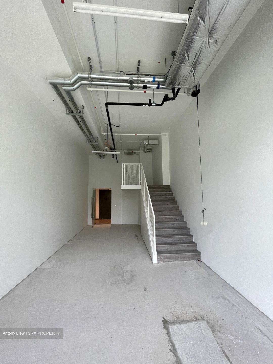 Woods Square (D25), Office #454955301